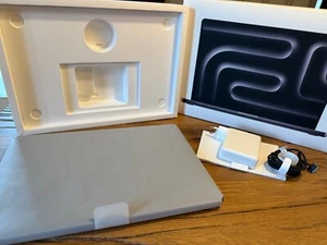 Apple MacBook Pro 16.2", MRW13D/A, M3 Pro - 12 Core CPU / 18 Core GPU, 18GB RAM - Bild 1 von 8