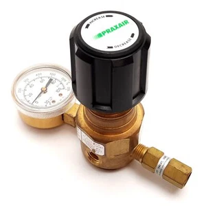Regulador de gas Concoa 4052001-000, entrada: 3000psi máximo, salida: 0-50psi, con calibre de 100 psi - Imagen 1 de 8