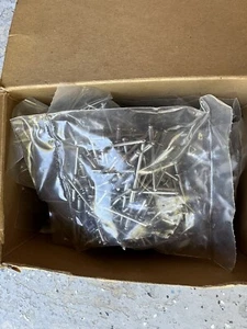 800 Stück 1/8 Zoll Durchmesser x 3/16" Griffbereich POP Nieten ALLE Aluminium 4-3 ABA43 & ABA42 - Bild 1 von 5