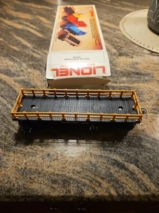 Lionel 6-9325 Norfolk and Western Flatcar With Box - Picture 1 of 16