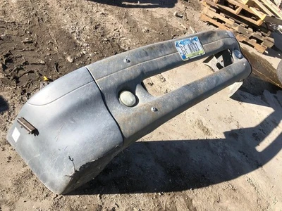 Parachoques Freightliner Columbia 112 2001-2018 3 piezas acero/poliéster - usado Foto 1 de 4