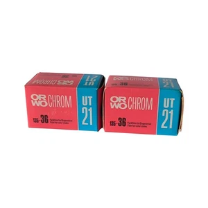 2pcs ORWO Chrom UT21 - 35mm Photo Film For Color Slides, 100 ISO, 36exp, Expired - Picture 1 of 4