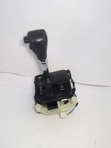 2001-2007 Toyota Highlander Shifter Shift Gear Select Lever - Picture 1 of 9