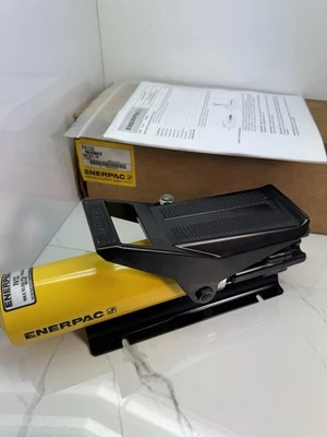 Enerpac PA133 Air Driven Hydraulic Pump 36 in3 Usable Oil Automotive Foot NEW! - Image 1 of 4