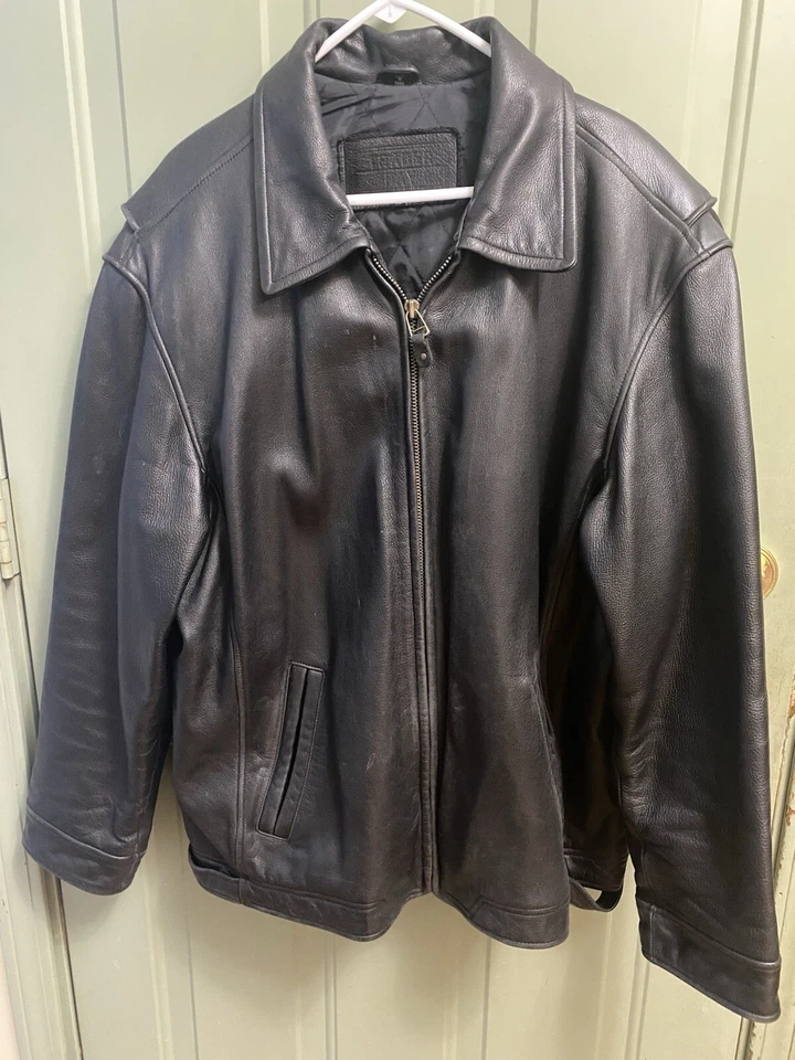 Chaqueta de cuero de vestir para hombre Foto 1 de 4