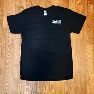Camiseta Landmark 1850 Taberna Antigua de Milwaukee Talla Unisex M Negra TOTALMENTE NUEVA - Imagen 1 de 5