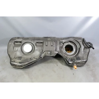 2021-2025 BMW G80 M3 Sedan G82 M4 Coupe tanque de combustível plástico de fábrica fabricante de equipamento original - Imagem 1 de 4