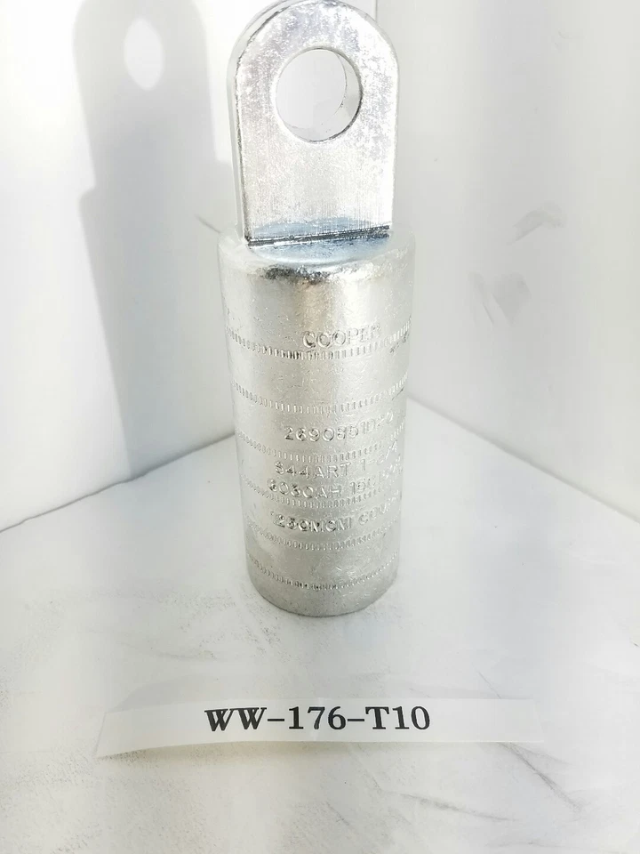 Cooper Power Systems Compression Connector 600A Bol-T CC6A28U, [ WW 176-T10 ] - Image 1 of 4