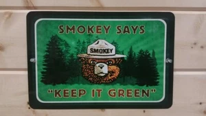 SMOKEY BEAR METALLSCHILD 8""X12"" KEEP IT GREEN LOG CABINE LODGE FORSTSERVICE - Bild 1 von 1
