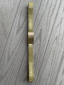 Mark Jacob's Gold Metal Belt.  25.5".  Slight Defect In Single Link, See Photos - Picture 1 of 5