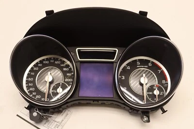 MERCEDES CLA45 AMG C117 2014-2015 CUADRO DE INSTRUMENTOS MEDIDOR VELOCÍMETRO OEM Foto 1 de 4