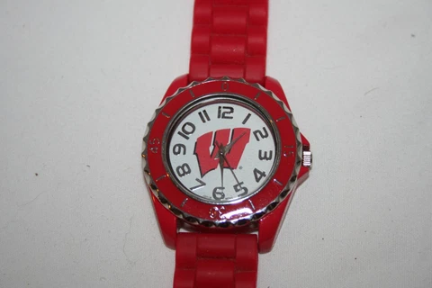WISCONSIN BADGERS Wrist Watch University of Wisconsin Madison Cover