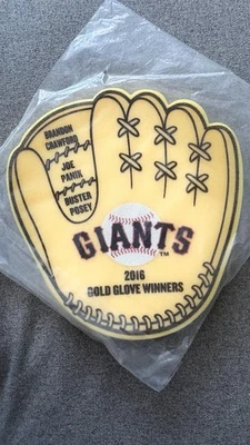 SAN FRANCISCO GIANTS Foam Gold Glove Finger 2017 SGA Buster Posey Crawford Panik - Image 1 of 2