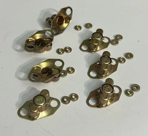 Qty 7 x NOS Floating Size 35 Receptacle 2350-18F-Z3CT Southco D4-RF35ZCTNA . - Picture 1 of 2