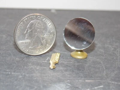 Juego de espejos y peines miniatura para casa de muñecas escala 1:12 una pulgada B396 Dollys Gallery Foto 1 de 3