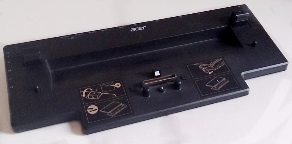 Acer ProDock LC.DCK0A.010 mit 4 x USB3.0 für Acer TravelMate 8473T ohne Netzteil - Bild 1 von 2