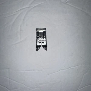 KENMORE Zig Zag Foot Fits All Kenmore Models With Snap On Feet See Description - Picture 1 of 2