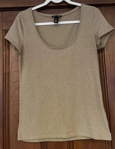 H&M T-Shirt U-Ausschnitt Stretch S/S beige braun Baumwolle Medium Oberteil - Bild 1 von 10