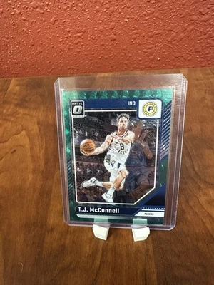 2024-25 Donruss Optic T.J. McConnell #67 Green FOTL /14 🔥 Rare SSP 🏀 - Image 1 of 2