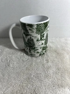 Tazza da caffè Bigfoot / Sasquatch Toile de Jouy in Forest Green di Society 6 - Foto 1 di 4