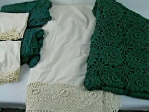 Vintage Crocheted Lace Bed Cover Standard Pillow Shams Hunter green Full/Twin - Picture 1 of 5