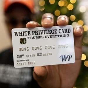 [NUEVO] Tarjeta de privilegio con | Tarjetas de broma de novedad | Trump 2024 MAGA - Imagen 1 de 15