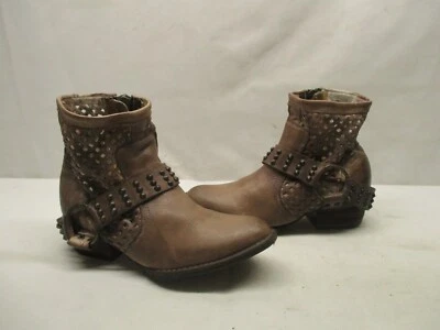 Very Volatile Brown Distressed Leather Harness Zip Ankle Boots Womens Size 7.5 - Image 1 of 4