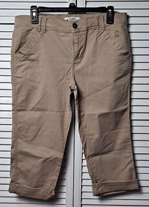 WALT DISNEY WORLD Women's Size 8 Embroidered Mickey Mouse Khaki Capri Pants 34"W - Picture 1 of 8