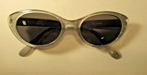 Vintage Retro Silver Plastic Sunglasses Black Lenses CE DS557 - Picture 1 of 10
