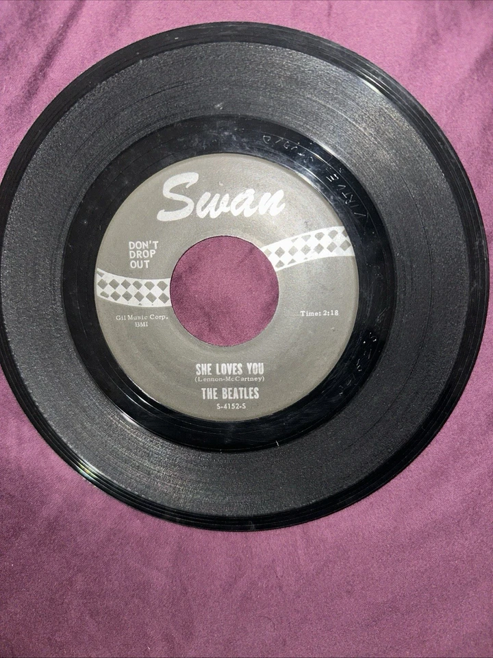 THE BEATLES - She Loves You / I'll Get You - Vinyl 45rpm 1964 Swan S-4152-I Foto 1 de 1