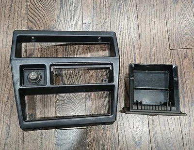 86-93 Nissan D21 camioneta PATHFINDER tablero radio bisel OEM bandeja de cenizas moldura Foto 1 de 4