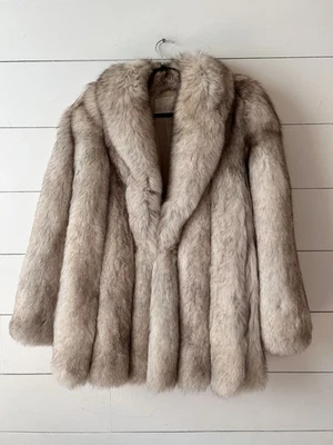 天然银色狐狸毛皮大衣 - 迪奥 Fourrres 标签 - 状况完好 — 第 1/4 张图片