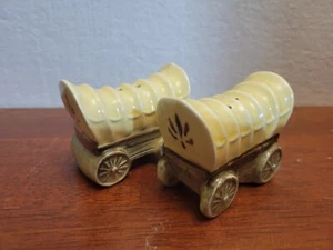 Vintage 1970 Covered Wagon Salt & Pepper Shakers Stagecoach Old Wild West Decor - Picture 1 of 9