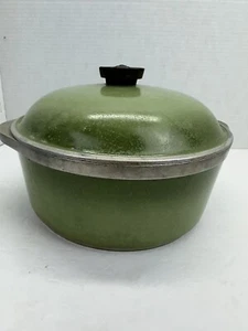 Club Vintage AVACADO Aluminum 5 Qt Dutch Oven Stock Pot With Lid 11.5” Diameter - Picture 1 of 9