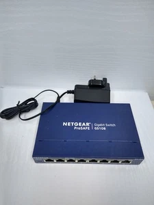Netgear GS108v4 8-portowy niezarządzalny przełącznik Gigabit Ethernet - niebieski - Zdjęcie 1 z 15