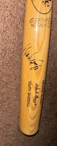 BECKETT WADE BOGGS SIGNED Youth Signed BASEBALL Bat Jsa Coa - Picture 1 of 10
