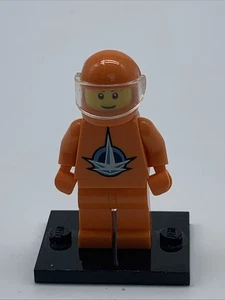LEGO® UNIVERSE NEXUS ASTRONAUT MINIFIGURE GEN030 EXCLUSIVE SET 2853944 - Picture 1 of 5