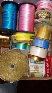 Christmas Ribbon Lot #1052 - Picture 1 of 9