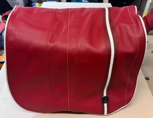 Crumpler Camera/Messenger Bag. "Limited Leather Daily Set". Great Condition. - Picture 1 of 16