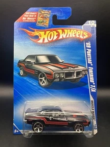 Hot Wheels ‘10 Muscle Mania ‘69 Pontiac Firebird T/A in Black #10/10 - Picture 1 of 3