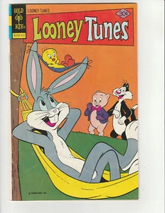 Looney Tunes #10 1976 Gold Key Bugs Bunny (4.0) Very-Good (VG) - Picture 1 of 2