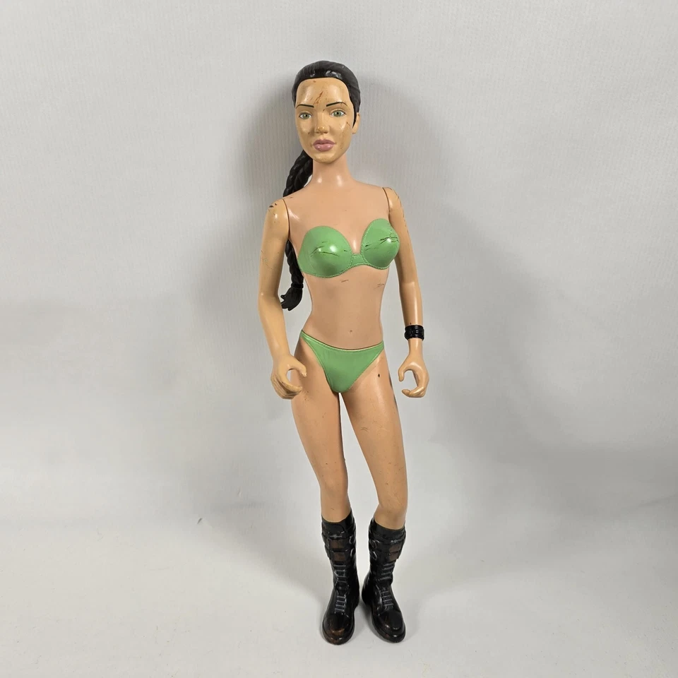 Lara Croft Tomb Raider Action Figure 11" Tall 2001 Paramount Pictures Playmates - Image 1 of 4