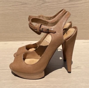 LANVIN BROWN LEATHER PLATFORM PEEP TOE ANKLE STRAP PUMP Sz 38M ETE 2012 - Picture 1 of 11