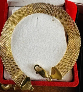18K 750 Saudi Dubai Genuine Real Fine Gold Snake Bracelet 7.9g 10mm 7.8/8” Long - Picture 1 of 17