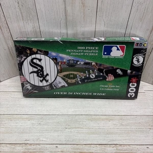 Chicago White Sox Jigsaw Pennant Puzzle MLB 300 Pieces - Picture 1 of 2