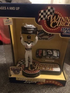 Dale Earnhardt 1998 Championship Legacy Winner's Circle 40th Daytona 500 Figure - Picture 1 of 5