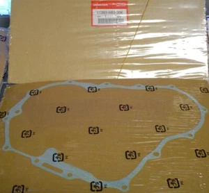 *1EA OEM HONDA RIGHT SIDE CRANKCASE COVER GASKET (CLUTCH COVER) FATCAT (310P) - Picture 1 of 1
