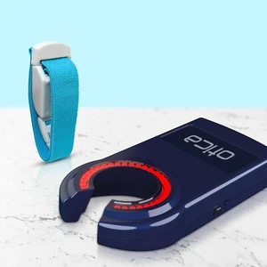 VeinHunter With Blue Tourniquet Band,Adult LED Vein Finder Premium Vein Detector - Picture 1 of 6