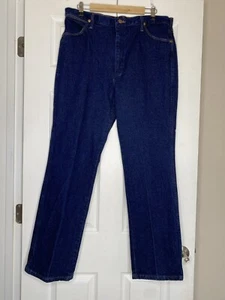 Wrangler Jeans Men's Vintage USA Dark Blue Wash Denim Straight Leg Cowboy 38x32 - Picture 1 of 5