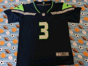 Russell Wilson Seahawks Nike On Field Elite Nike Football Jersey Youth XL - Picture 1 of 9